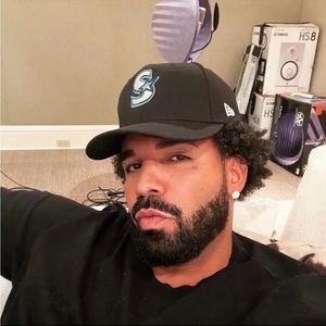 Meet your Posher, Haeley